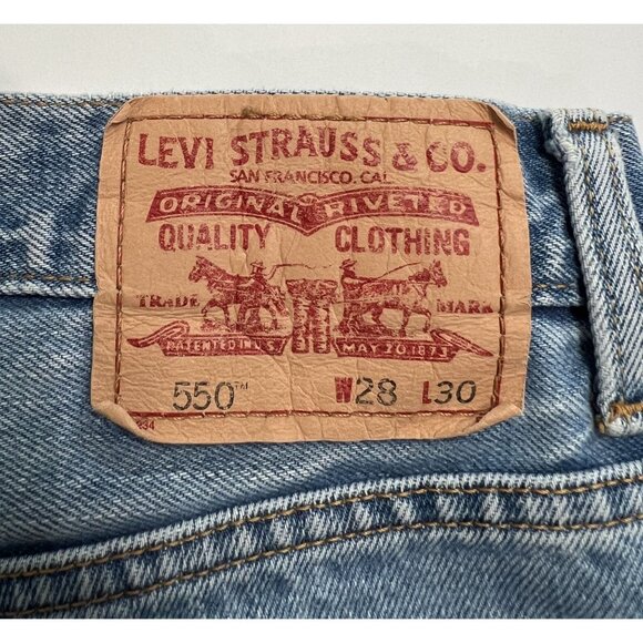 Levi's 550 Jeans in Blue - Picture 3 of 3